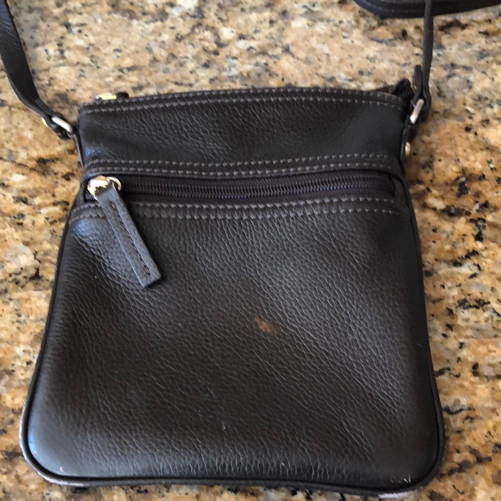 Leather cross body bag.